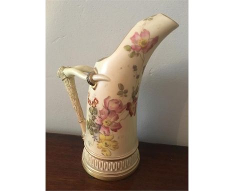 Royal "blush" Worcester jug 1904