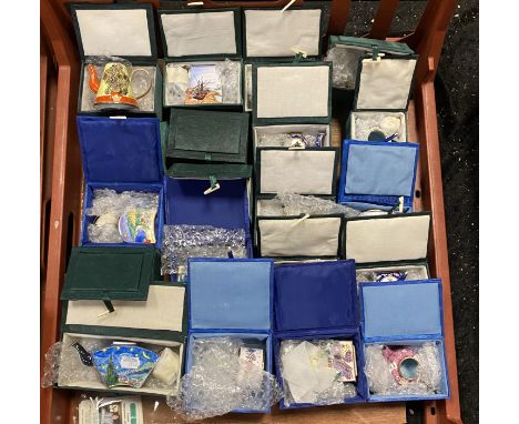 20 MINIATURE ENAMEL TEAPOT - BOXED