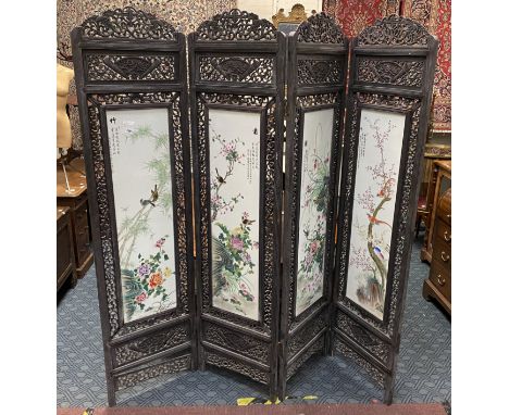 LARGE PORCELAIN CHINESE 4 SECTION SCREEN