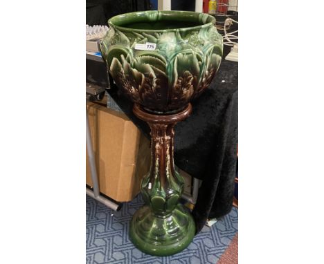 EARLY PORCELAIN GREEN PLANTER WITH STAND