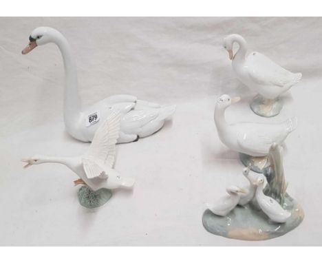 5 LLADRO & NAO FIGURES OF DUCKS & SWANS