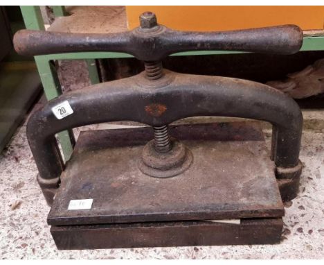 VINTAGE CAST IRON BOOK PRESS