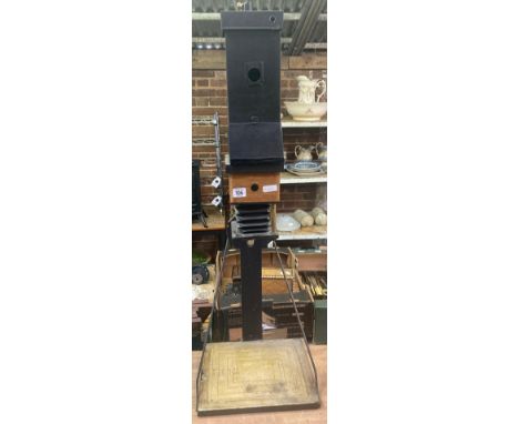 VINTAGE PHOTO ENLARGER