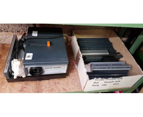 ALDIS 2000 SLIDE PROJECTOR WITH SLIDE RACKS