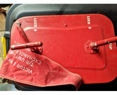 Handley Page Victor Engine Blank / Cover from RAF Marham.&nbsp;Due to the nature of this collection being former military ser