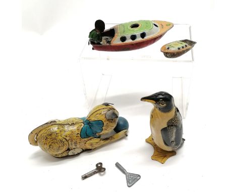 4 x tin plate toys - Louis Marx 'Roll over' cat, Penguin (made in Britain) &amp; 2 x Pon-pon boats (largest 10.7cm) + 2 keys 