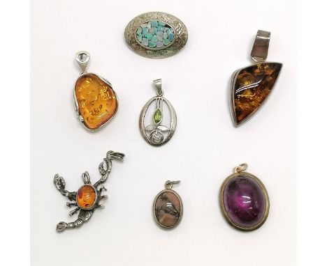 6 x silver pendants inc Kit Heath (peridot), cabochon amethyst, amber set (inc 5cm crayfish) + opal stone set brooch - total 