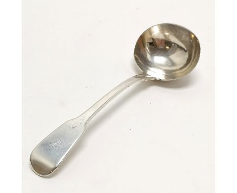 1813 Georgian fiddle pattern sauce ladle by William Eley I, William Fearn &amp; William Chawner - 17.5cm &amp; 55g 