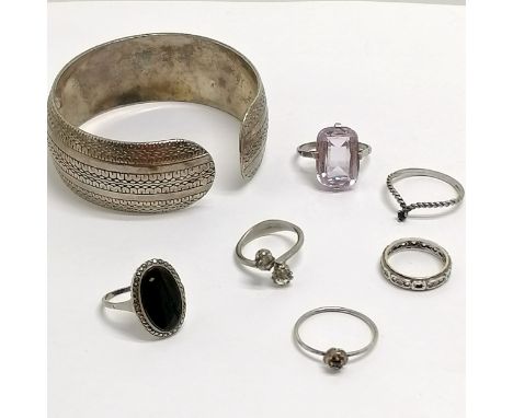 5 x silver rings (2 a/f eternity is gold and silver although missing 1 stone) - 14g t/w costume bangle + ring 