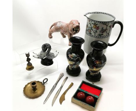 Qty of misc inc unusual pink mother of pearl decorated lion figure (17cm high), pair of black lacquer vases (slight a/f), tre