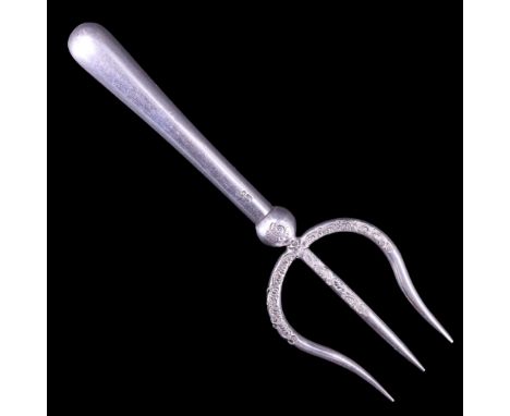 An early 20th Century silver bread fork, Allen &amp; Darwin, Sheffield, 1900 and 1909, 15 cm, 42 g