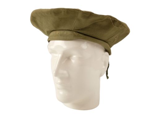 A 1945 British / Indian Army jungle green cap