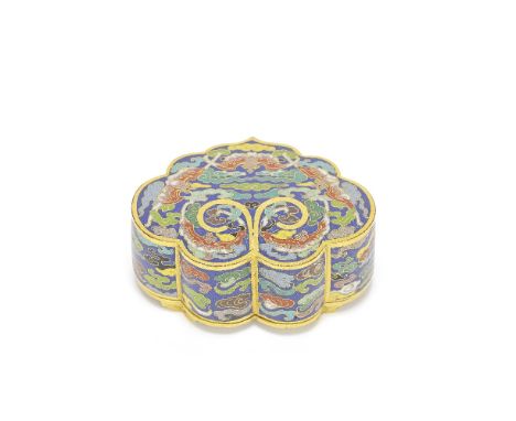 A CLOISONNÉ ENAMEL 'RUYI' FORM BOX AND COVER18th/19th centuryRaised on three shaped feet, decorated to the base and cover wit