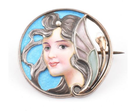 A German Meyle &amp; Mayer Jugendstil 800 silver brooch pin. The Art Nouveau round silver brooch pin having the portrait of a