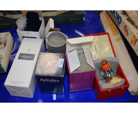 Mixed Lot: Various assorted boxed paperweights to include Caithness, a Royal Crown Derby boxed Robin etc