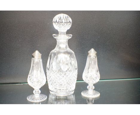 Very fine cut crystal decanter together with 2 condiments 