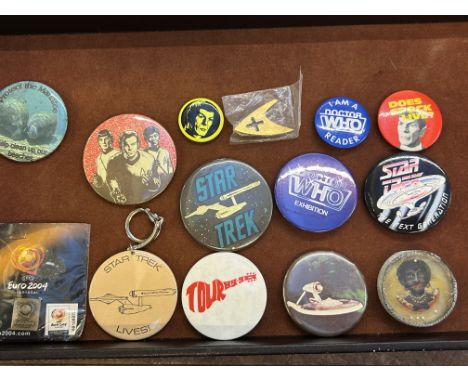Vintage Star Trek badges & others 
