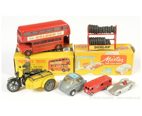 Budgie Toys London Transport Routemaster Bus "Esso / Golden" - red including hubs - Good Plus including yellow and black card