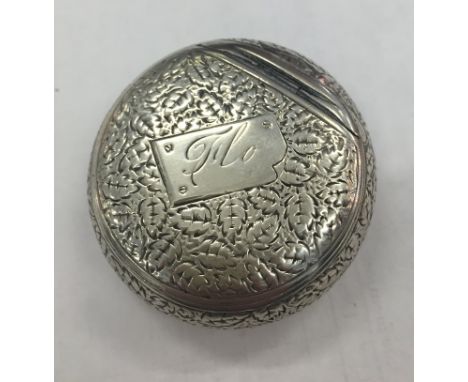 A 19th century Austro-Hungarian silver squeeze-open action snuff box