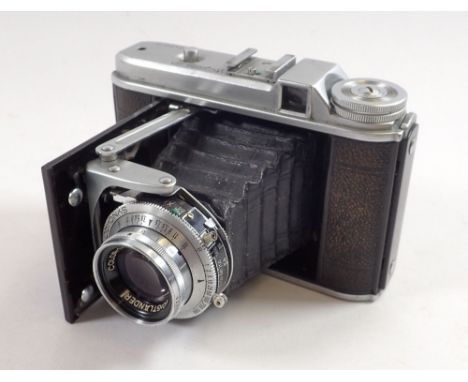 A Voigtlander Perkeo II camera 