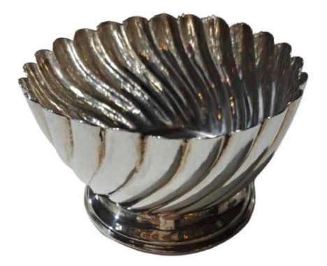 A small silver bowl, with swirling gadrooned boy and on footed base, Richard Richardson, Sheffield, 1902, 5.4cm high, 2.37oz