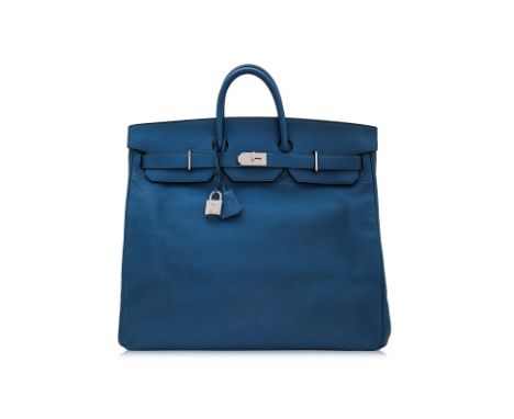 AN HERMÈS BLEU IZMIR BIRKIN HAC 50
Palladium hardware, lock, keys, clochette, dustbag 
Blindstamp R Square (2014)

There are 