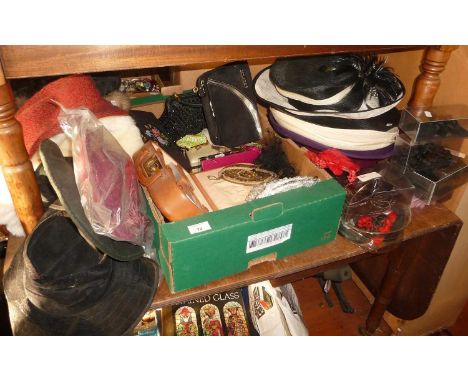 Vintage clothing: quantity of ladies hats, a fitted vanity case, several handbags, inc. beadwork evening bags, etc.