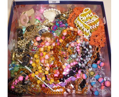 Large quantity of vintage (1980s) costume jewellery, necklaces, etc 