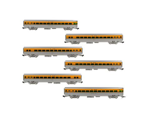 Aristo-Craft Model Train G Scale Rio Grande Coach Car Assortment  (6) items including (4) #33302 coach car and (2) streamline