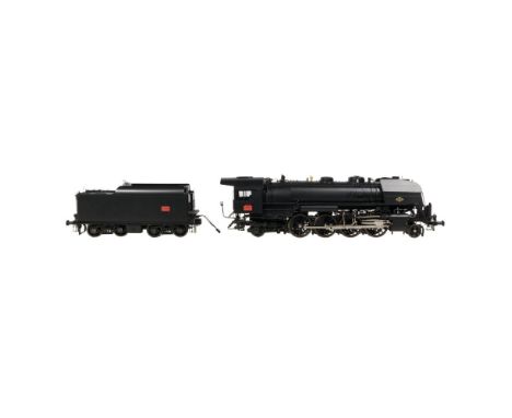 Sunset Models Model Train O Scale Locomotive with Tender  Class 141R SNCF 2-8-2 steam locomotive #141R.I with tender, having 