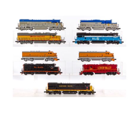 Lionel Model Train O Scale Locomotive Assortment  (8) items including a #6-14559 Denver &amp; Rio Grande F3 diesel AA locomot