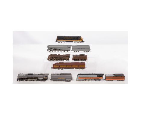 Rivarossi Model Train HO Scale Assortment  (6) items, (4) locomotives with tenders including a 580 Hudson F7 4-6-4 Milwaukee 