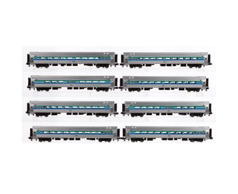 MTH Model Train O Scale Cal Train Passenger Car Collection  (8) items including (2) #304, (2) #520, (2) #523 and (2) #527  Pr