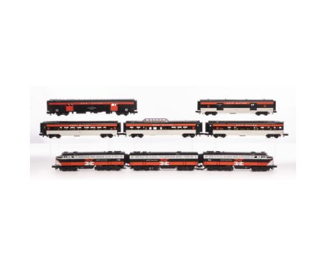 MTH Model Train O Scale New Haven Assortment  (6) items including a st having #20-2415-1 New Haven Premier C-Liner ABA diesel