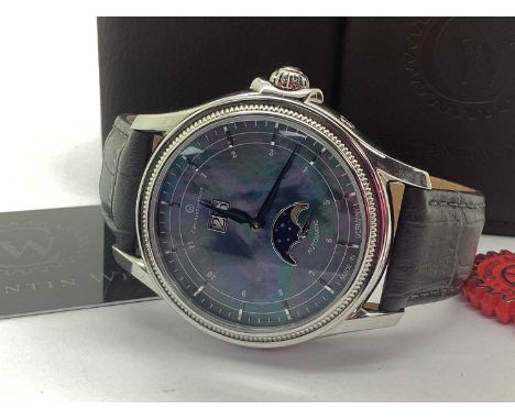 Constantin Weisz; Automatic Gent's Wristwatch, the signed mother of pearl dial with baton markers, date aperture window and m