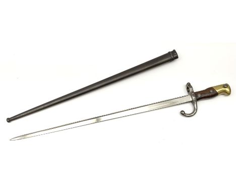 French 1874 pattern epee gras bayonet, the 52cm piped back steel blade inscribed 'Mre. d'Armes de St. Etienne 1879', in steel