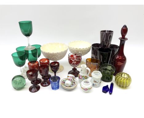 A group of Victorian glassware, to include Ruby flashed decanter and six glasses, decanter H25cm, five further drinking glass