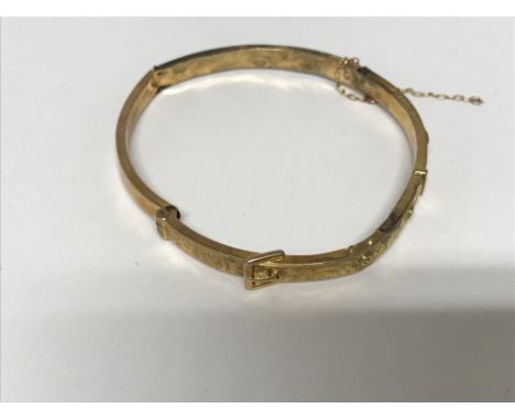 A 9 ct gold bangle 5 grams