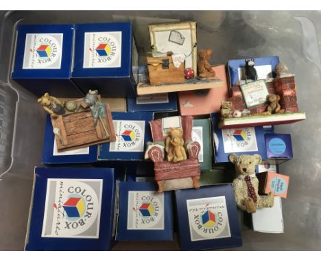 A collection of vintage Peter Fagan teddy bears, boxed and loose.