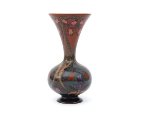 N.V. Haagsche Plateelfabriek Rozenburg, Den Haag (1883-1917) A ceramic vase with wide top rim, decorated with wavy floral pat