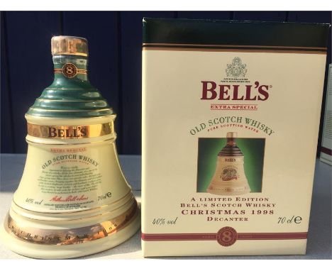 Bells Whisky Extra Special 1998 Christmas Decanter - Sealed - 70cl