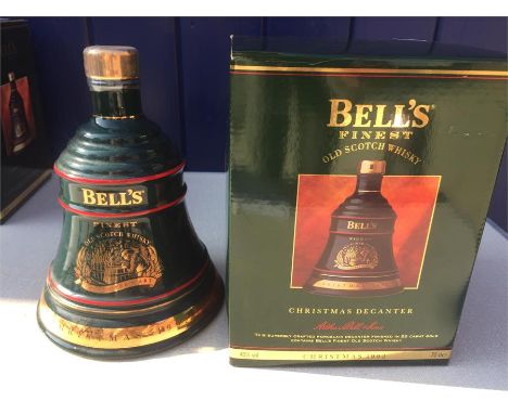 Bells Whisky Extra Special 1992 Christmas Decanter - Sealed