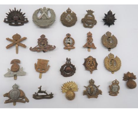 Canadian and Corps Badges including brass, Royal Canadian Dragoons ... White metal Cameron Highlanders of Ottawa (MG) ... Bra