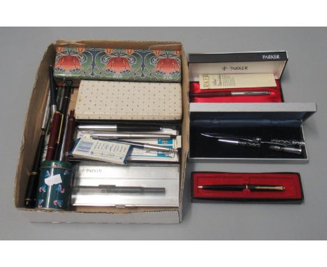 Collection of vintage and other pens to include Parker, etc.(B.P. 21% + VAT) 