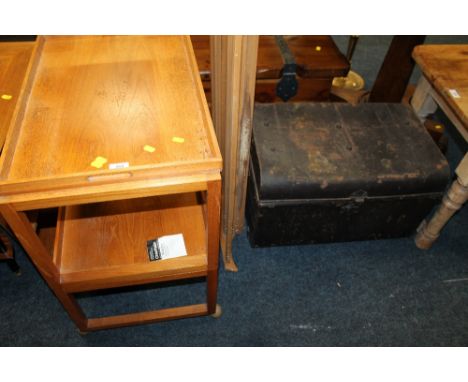 AN OAK TROLLEY, TIN TRUNK + AN ERCOL PLATE RACK