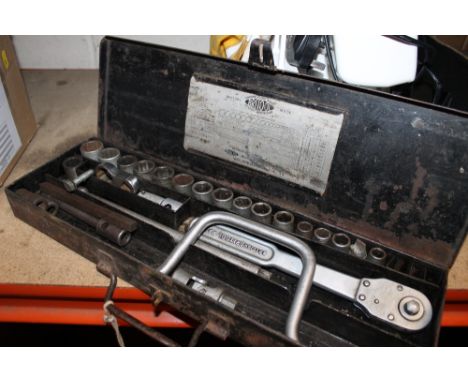 BRITOOL SOCKET WRENCHES IN TOOL CASE