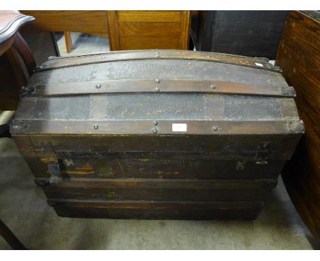 An early 20th Century steamer trunk