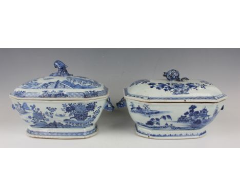 A Chinese blue and white export porcelain soup tureen and cover, Qianlong period, of canted corner form with scroll finial an