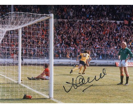 Autographed Alan Sunderland 8 X 6 Photo - Col, Depicting The Arsenal Centre-Forward Running Away In Celebration After Scoring