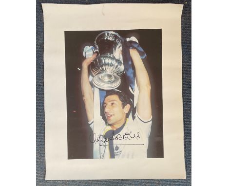 Ossie Ardiles Signed 1981 Tottenham Hotspur Fa Cup 17x21. 5 Canvas Print £8-10. Good condition. All autographs come with a Ce